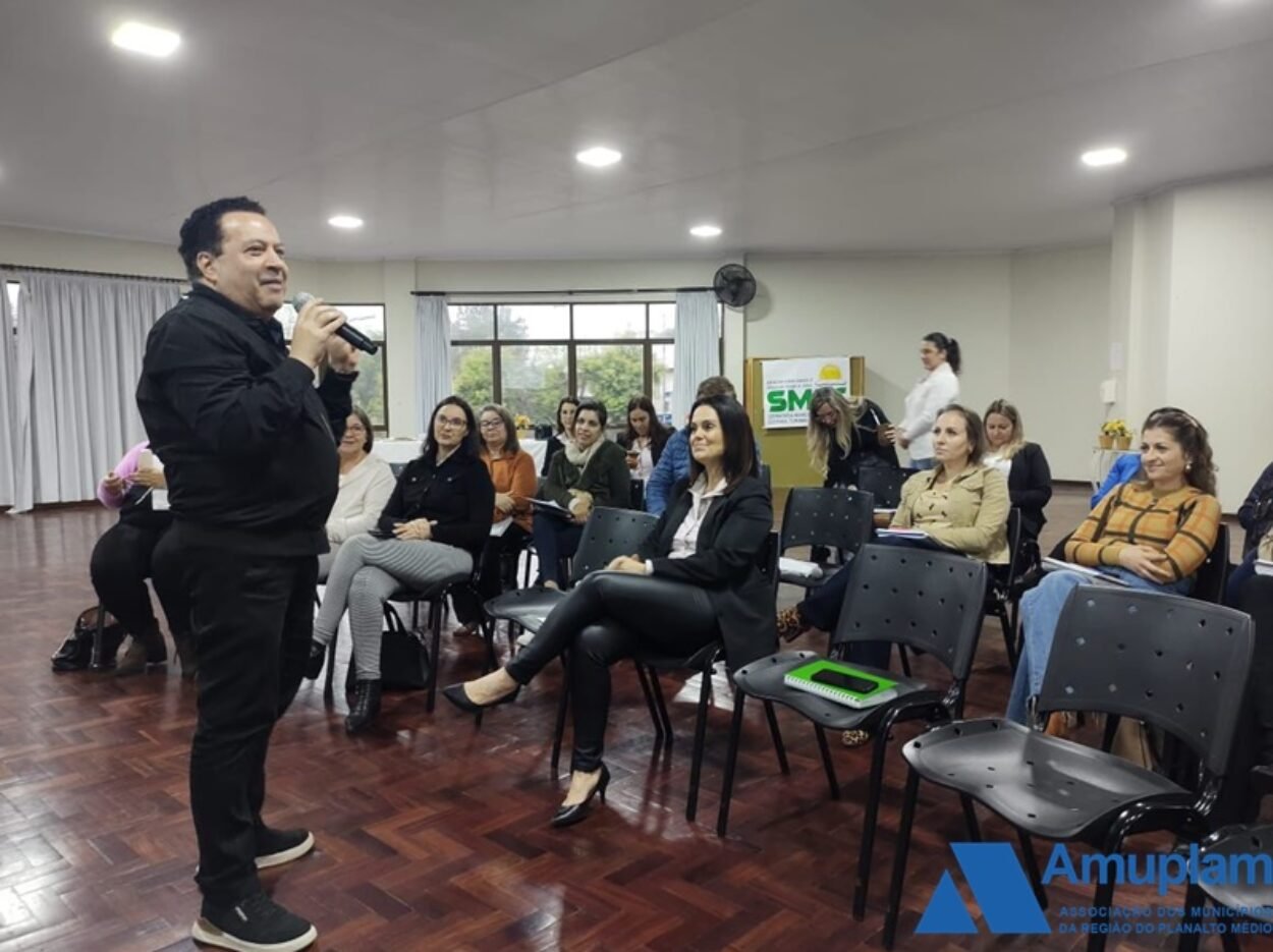 Reunião do Conseme da Amuplam