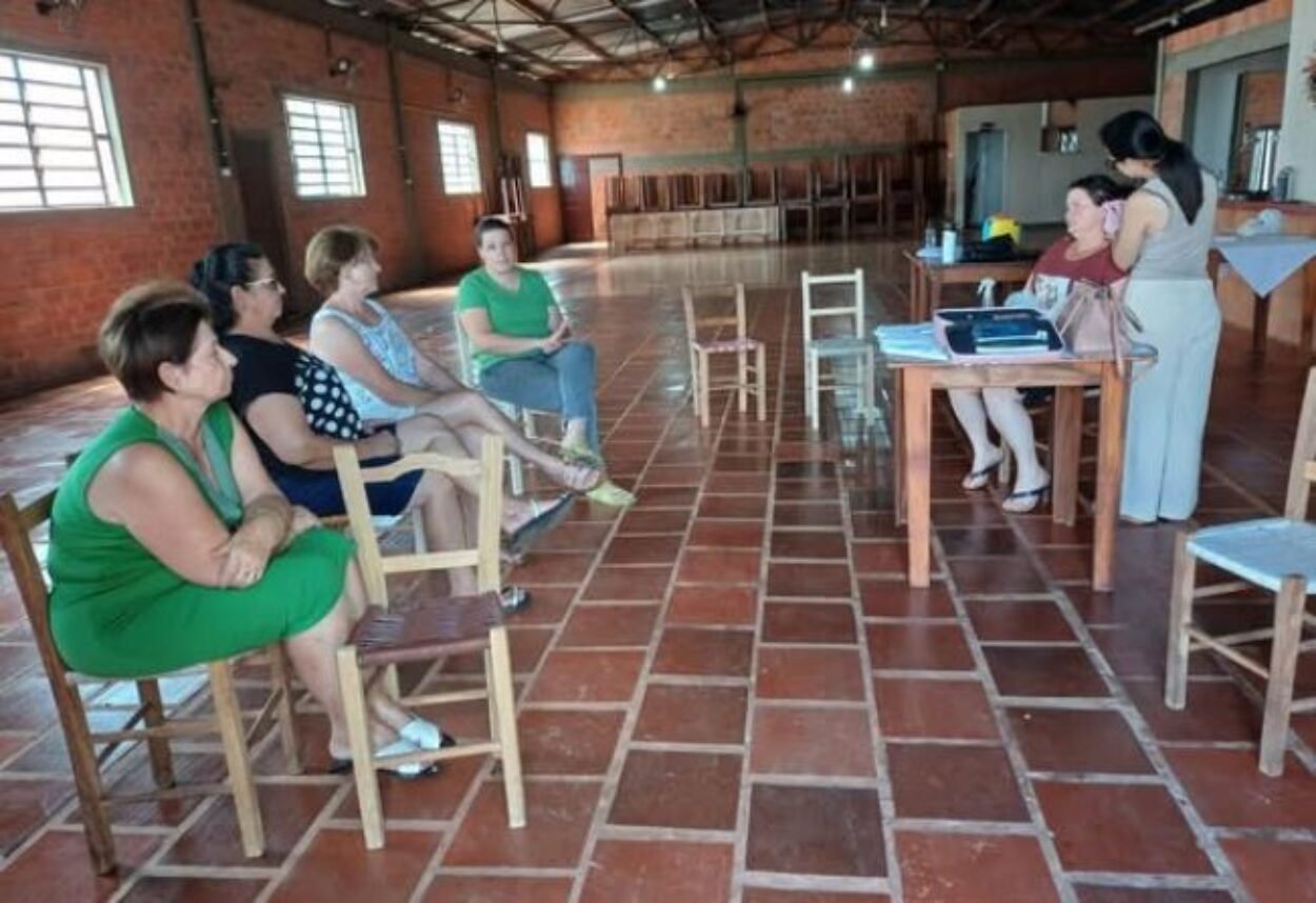 Encontro do Grupo NAAB/Emater na Linha Macúglia