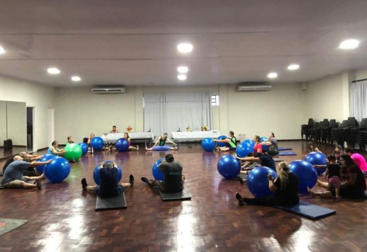 Pilates-turma noturna com retorno nesta quinta-feira