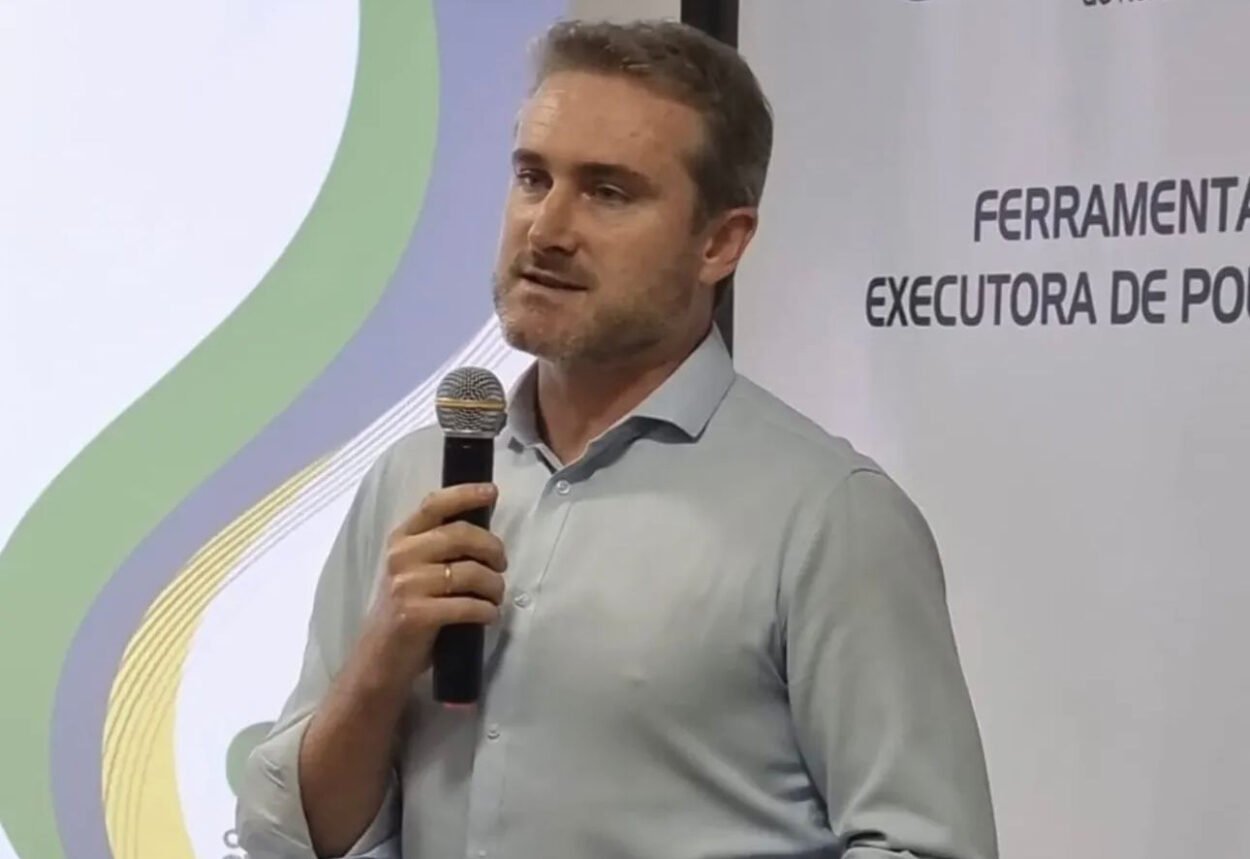 Prefeito Andrei Cossetin assume presidência do CISA