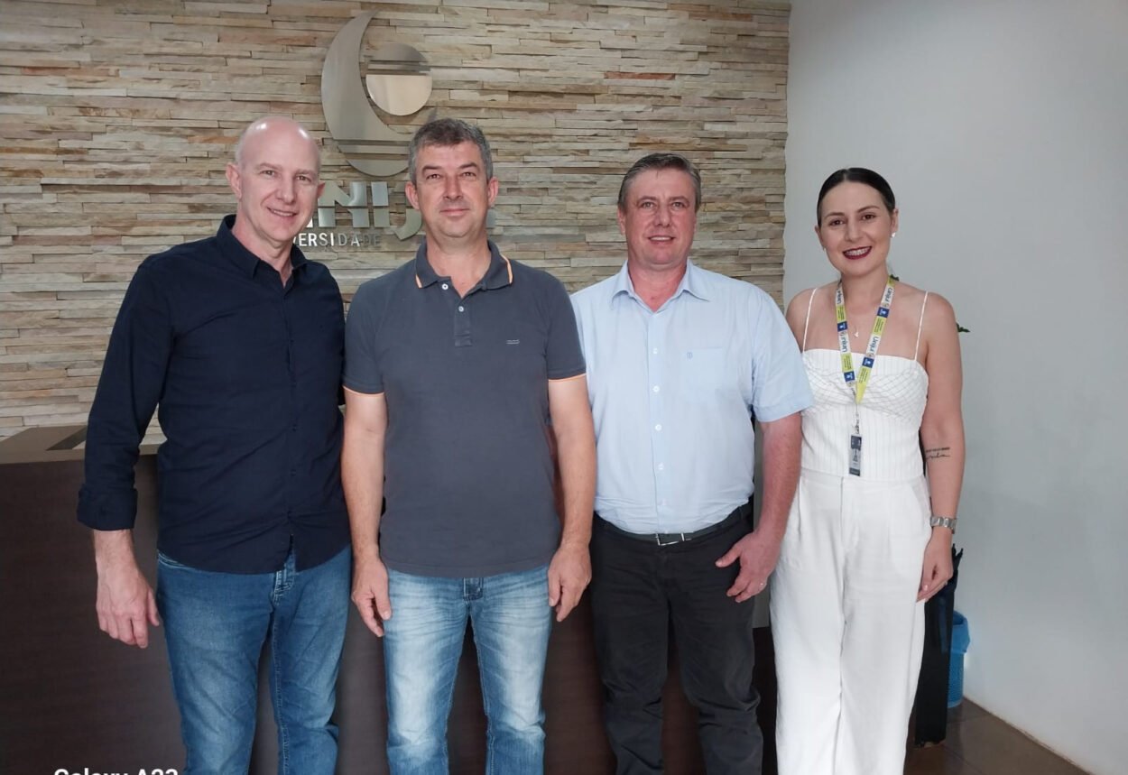 MUNICÍPIO DE BOZANO E UNIJUÍ PROMOVEM ENCONTRO PARA FUTURA PARCERIA.