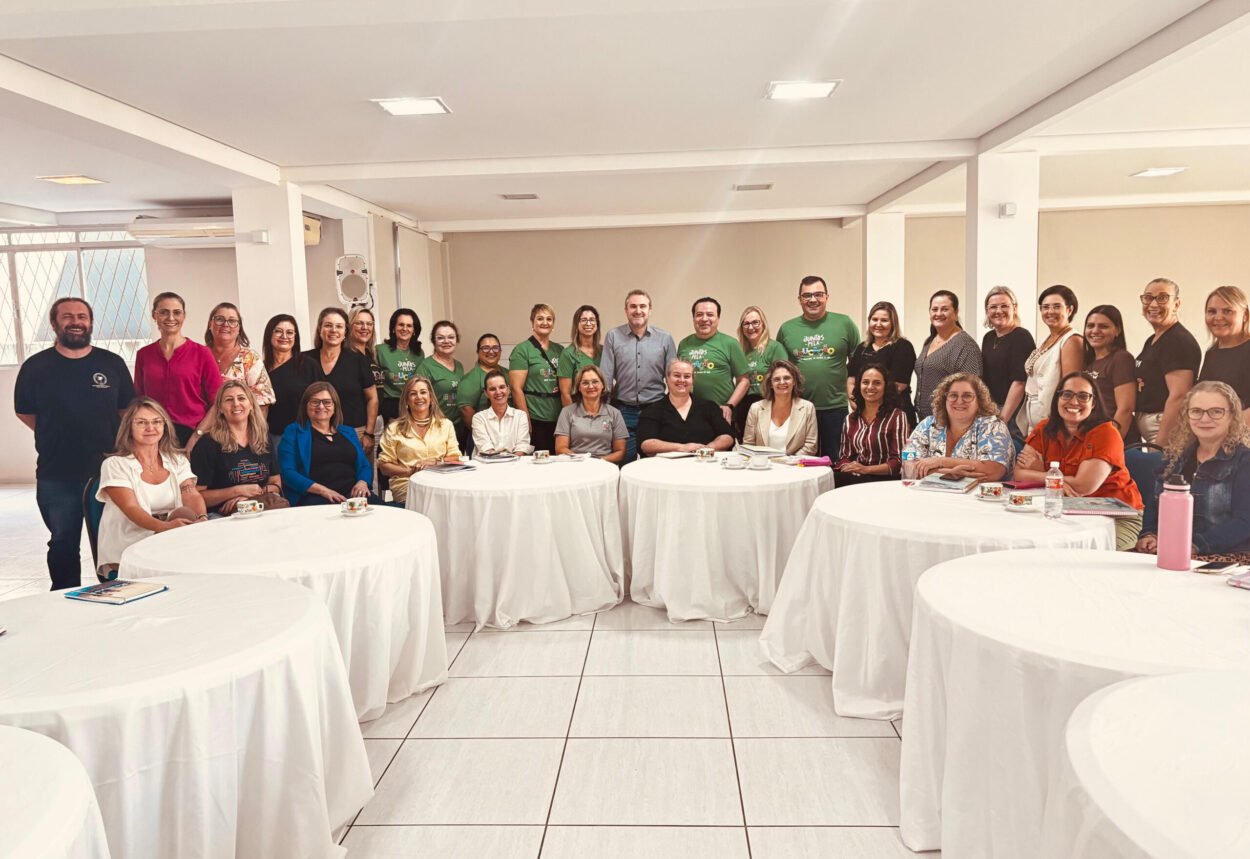 Smed realiza 2º Encontro com diretores da rede municipal de ensino