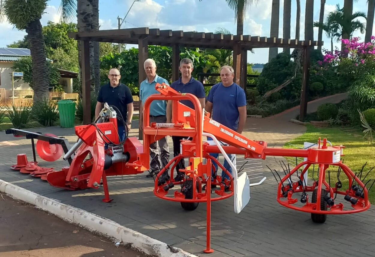 MUNICÍPIO DE BOZANO INVESTE EM NOVOS EQUIPAMENTOS AGRÍCOLAS.