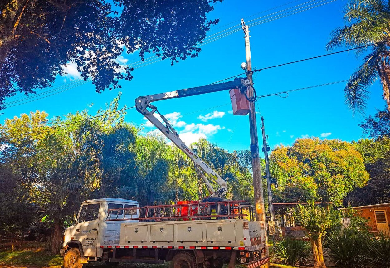 Secretaria de Obras, segue com os trabalhos de manutenção e melhorias em diversas comunidades do município