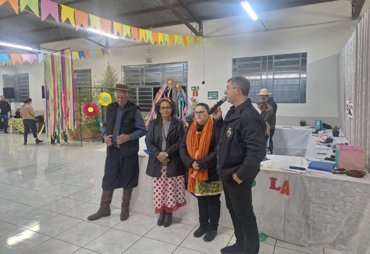 ARRAIÁ DE SÃO VALENTIN ANIMA COMUNIDADE COM MUITA ALEGRIA E TRADIÇÃO!