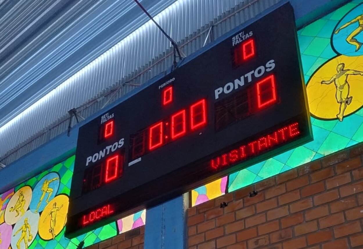 Novo placar eletrônico é inaugurado no Ginásio Municipal