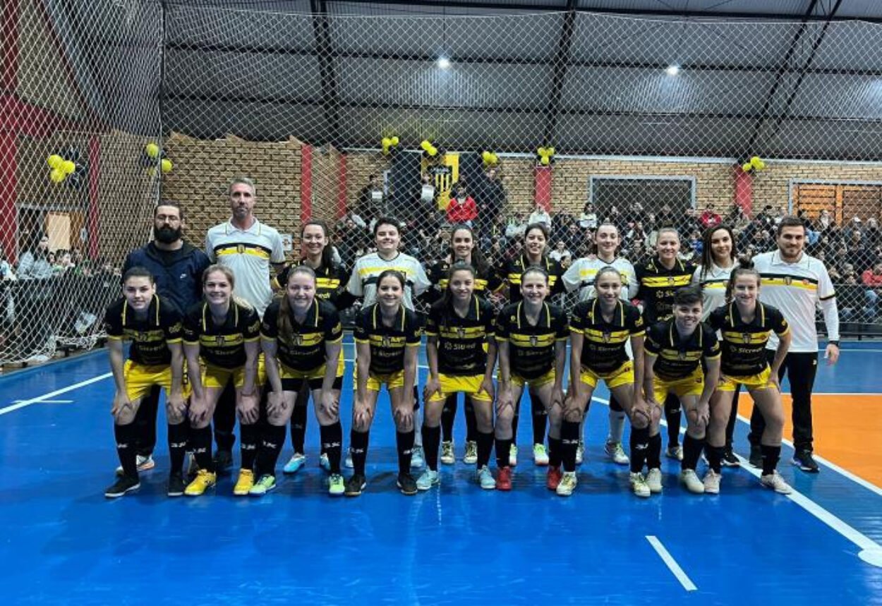 América de Pejuçara é Campeão da Série Prata de Futsal Feminino 2025!